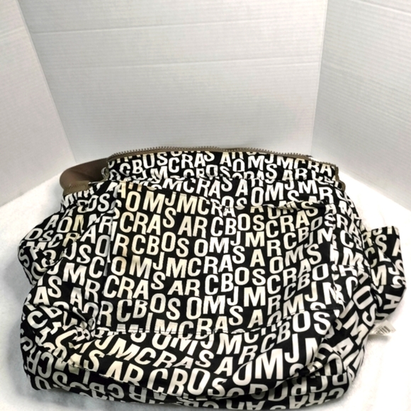 Marc By Marc Jacobs Olive Baby Bag - Picture 8 of 16